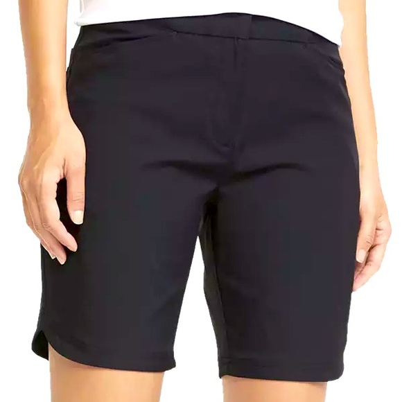 Puma women’s golf shorts - Picture 1 of 3